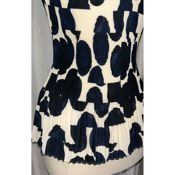 DKNY Sleeveless Blouse Tank Top For Suits Office Size Large Cream Black Navy - Picture 4 of 9